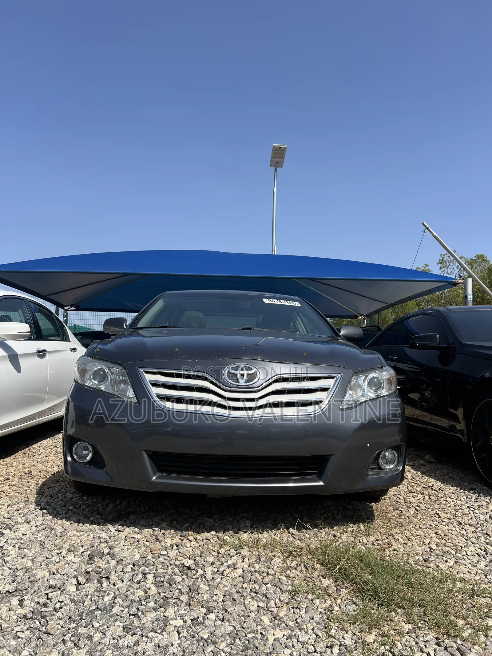 Toyota Camry XLE V6 4dr Sedan (3.5L 6cyl 6A) 2011 Gray