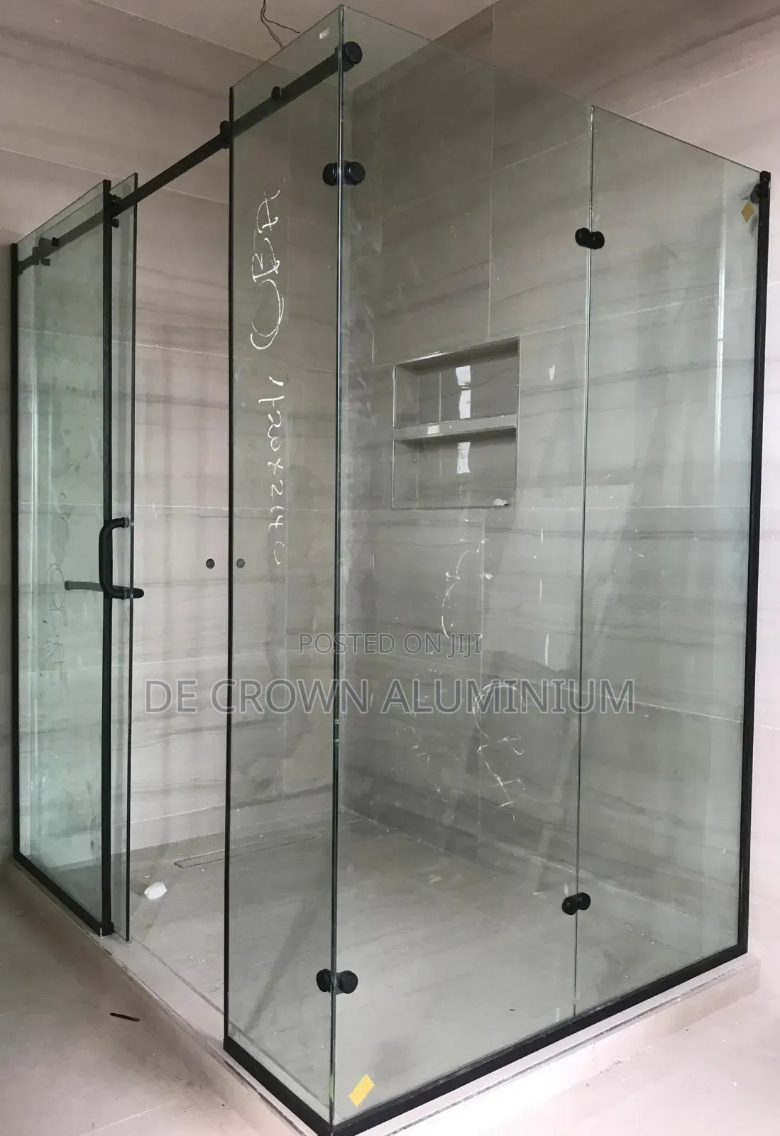 10mm Tempered Glass Shower Cubicle Sliding Door Black Frame