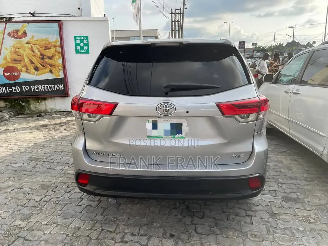 Toyota Highlander 2015 Silver