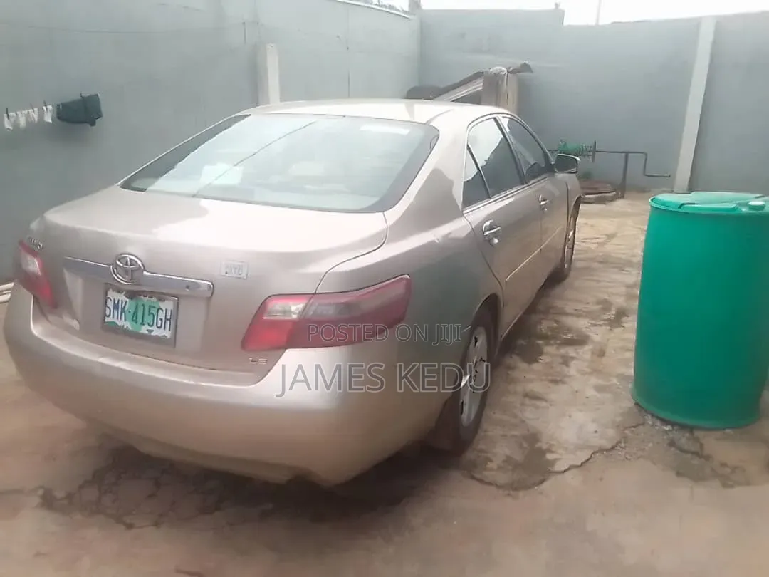 Toyota Camry 2009