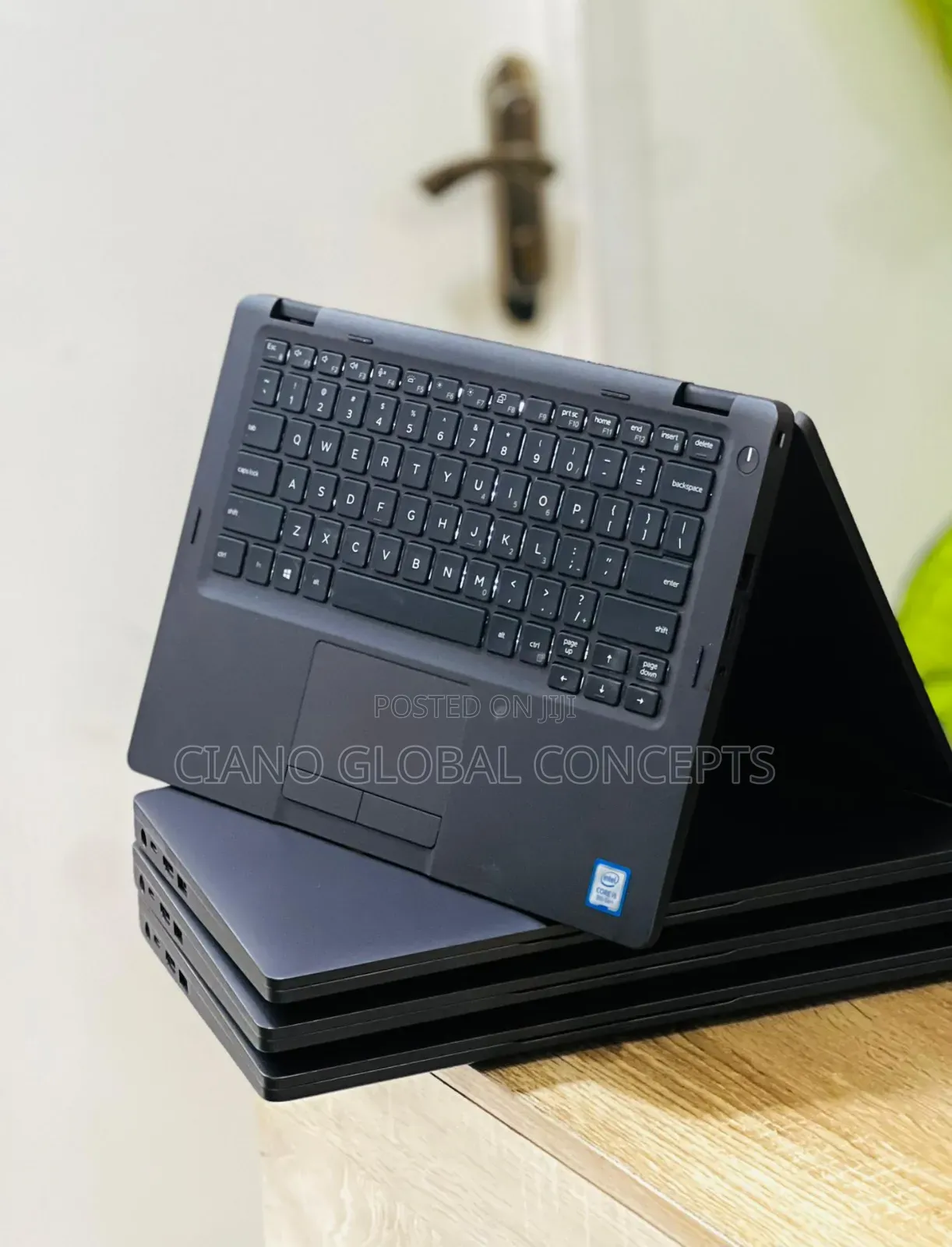 Laptop Dell Latitude 5300 2-in-1 8GB Intel Core i5 SSD 256GB
