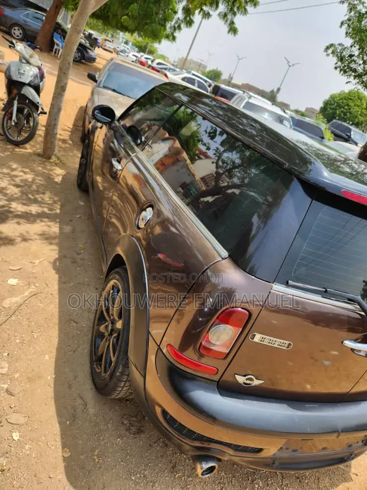 Mini Cooper 2007 Brown