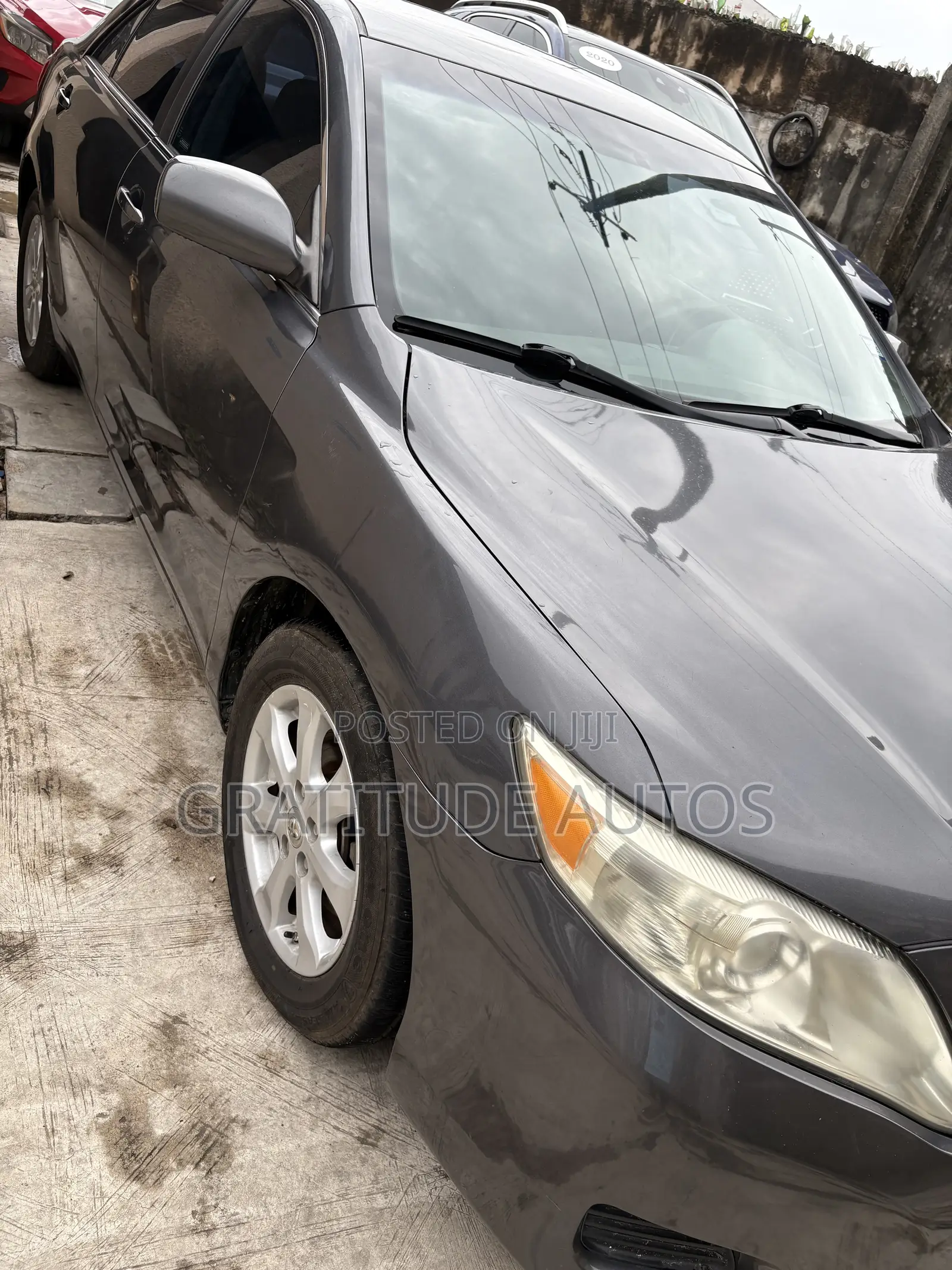 Toyota Camry LE 4dr Sedan (2.5L 4cyl 6AM) 2010 Silver