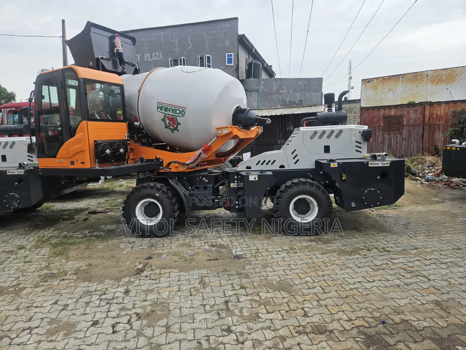4cubic Oceanic Mobile Selfloading Concrete Mixer