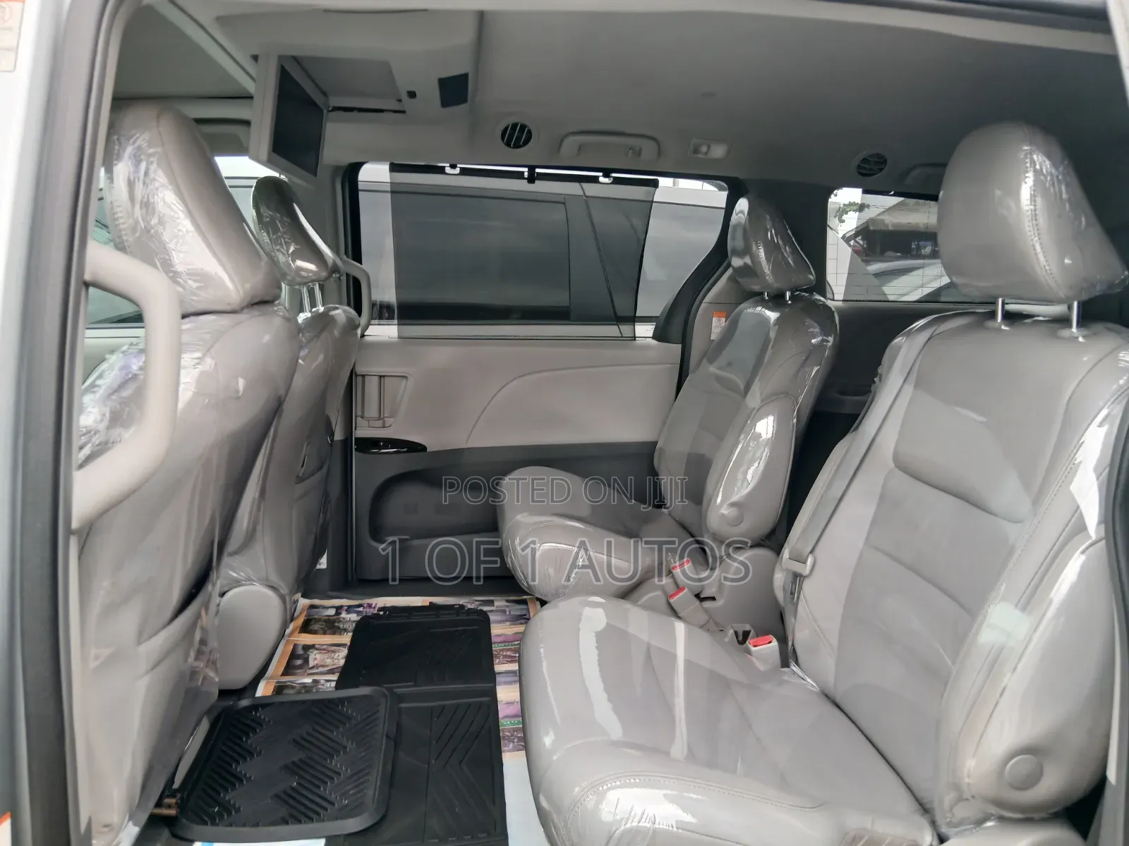 Toyota Sienna Limited AWD 2019 Silver