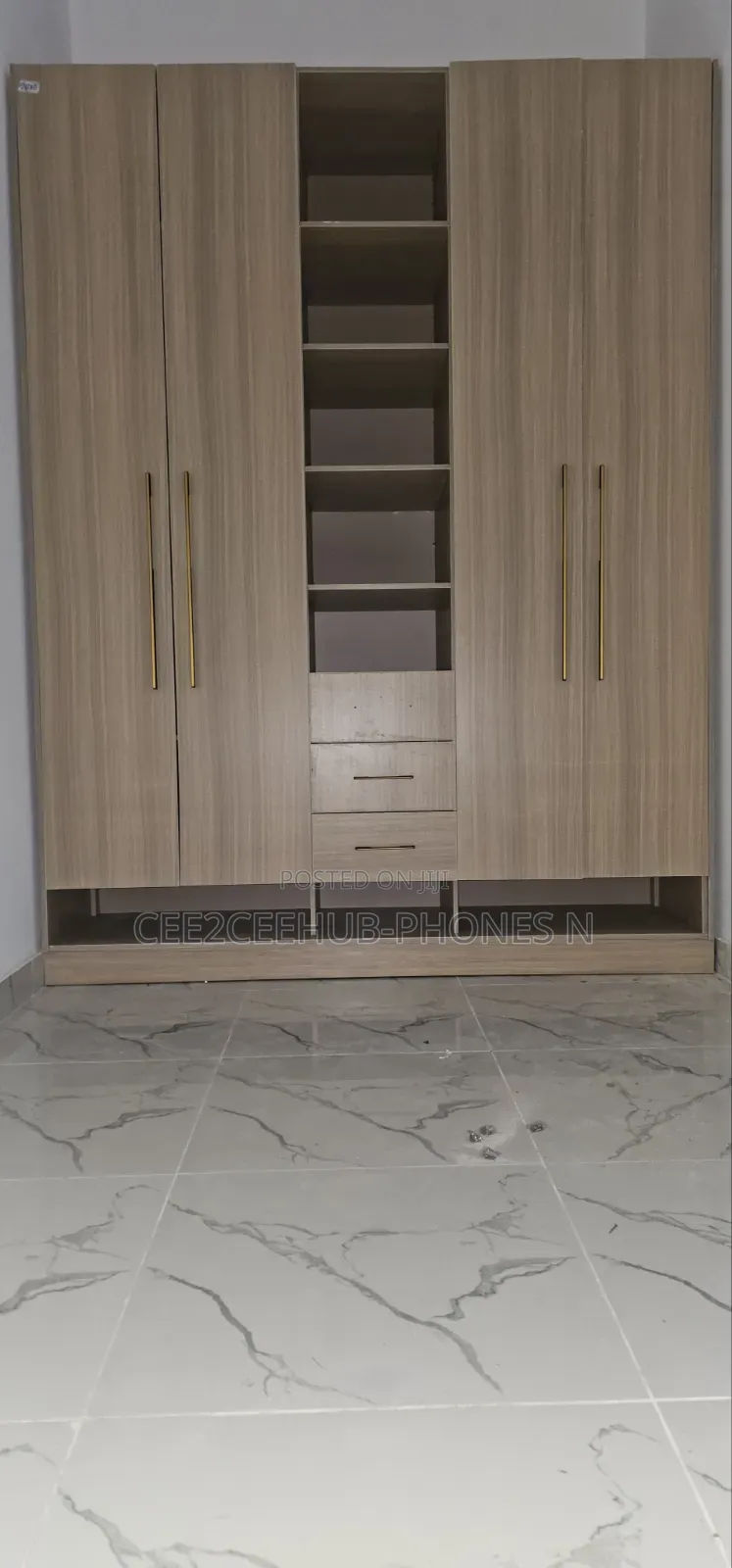 Wardrope Closet- 8feet by 6feet