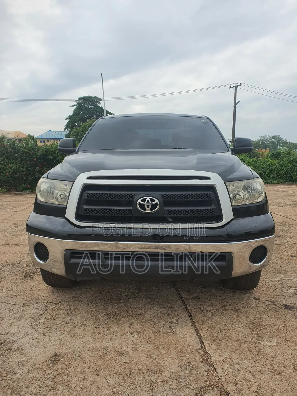 Toyota Tundra 2011 Black