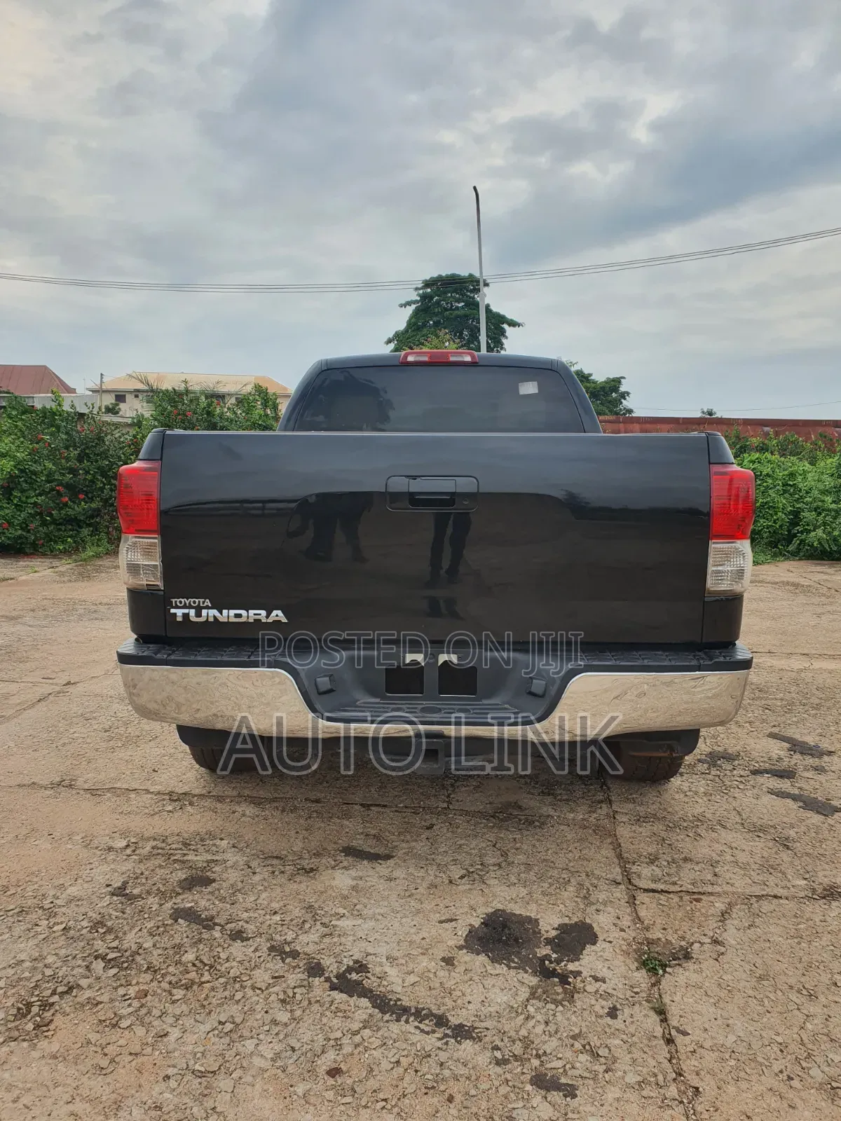 Toyota Tundra 2011 Black