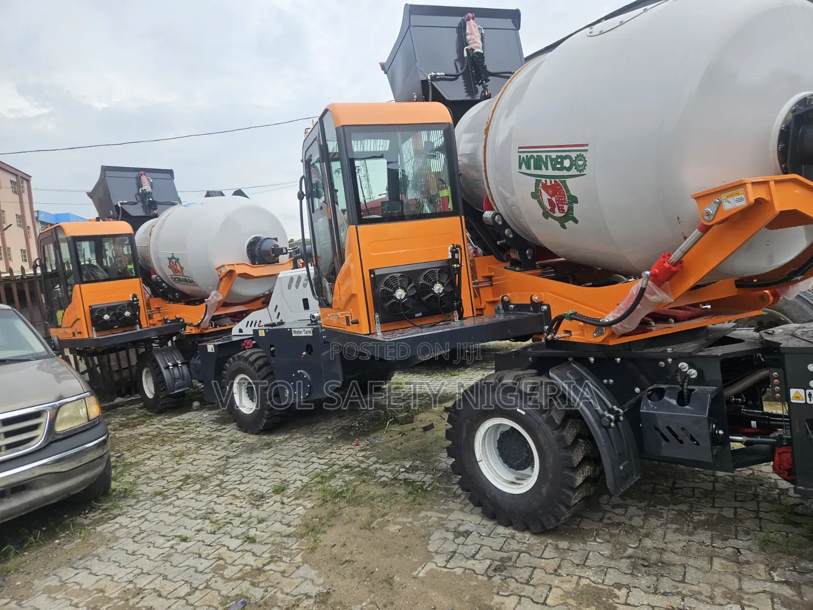 4cubic Oceanic Mobile Selfloading Concrete Mixer