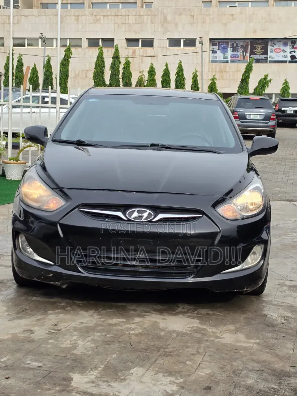 Hyundai Accent 2012 Black