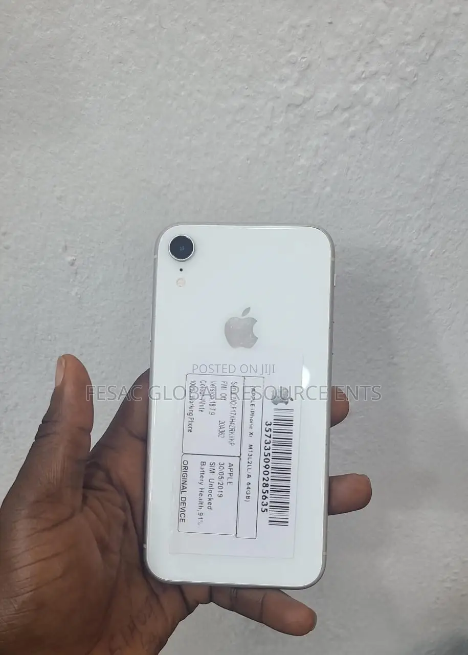 Apple iPhone XR 64 GB White