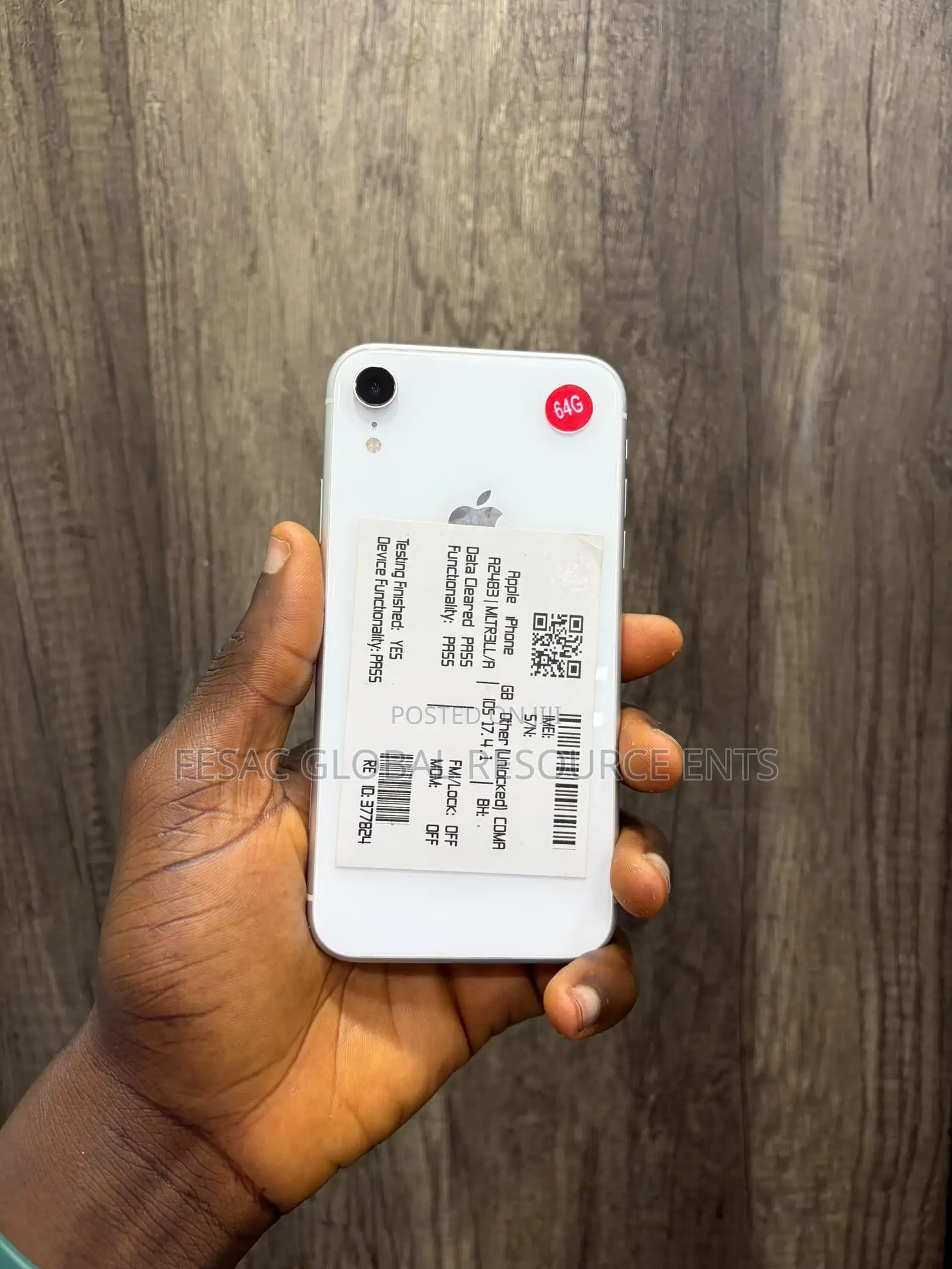 Apple iPhone XR 64 GB White