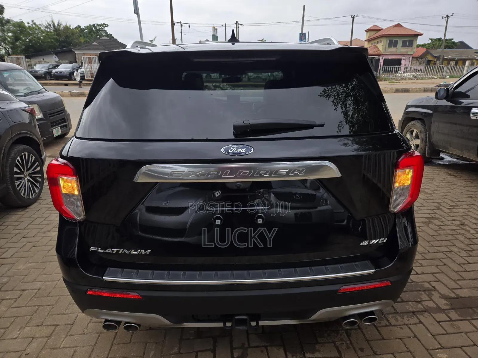 Ford Explorer 2021 Black