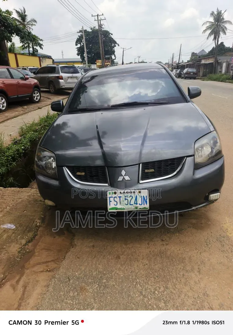 Mitsubishi Galant 2006 Gray