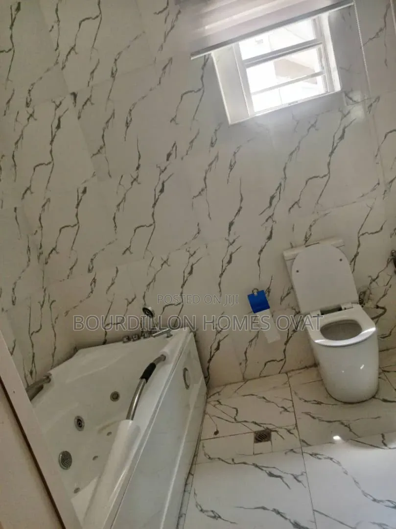 4bdrm Duplex in Orchid Lekki Lagos for rent
