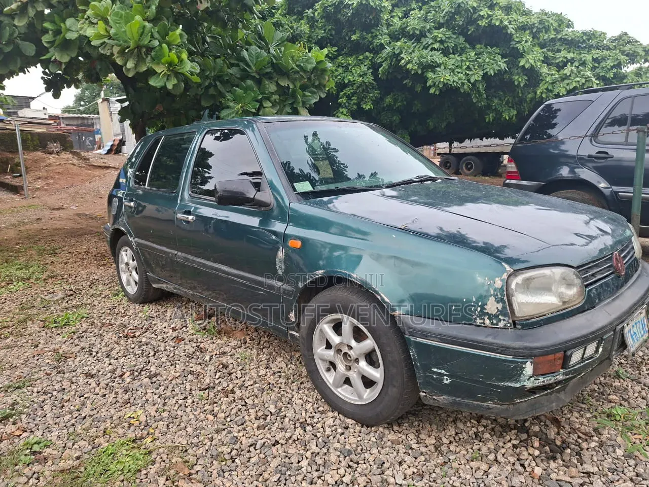 Volkswagen Golf 2004 Green