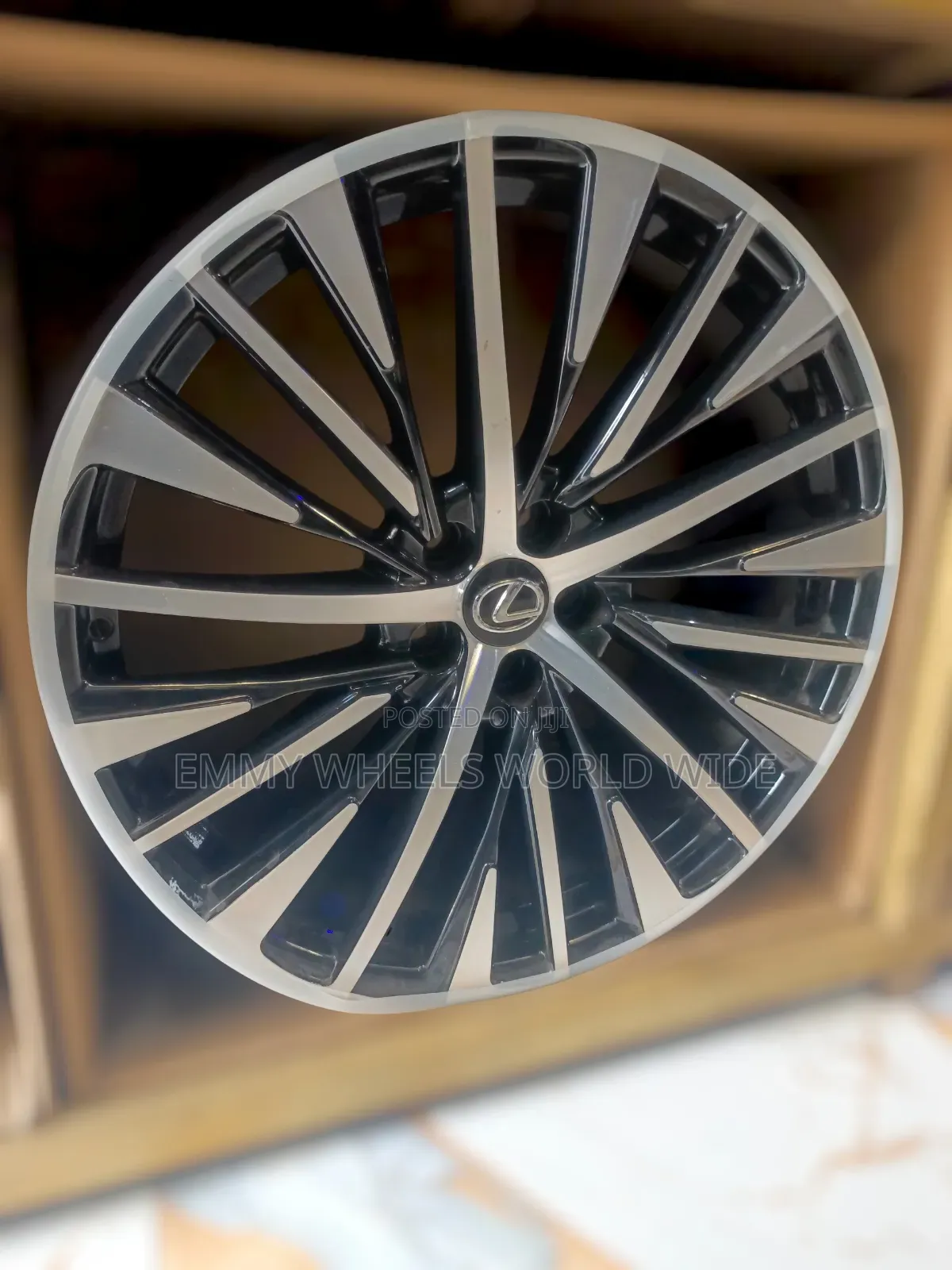 For Lexus Rx350 19inches in Different Disign Brand New Original