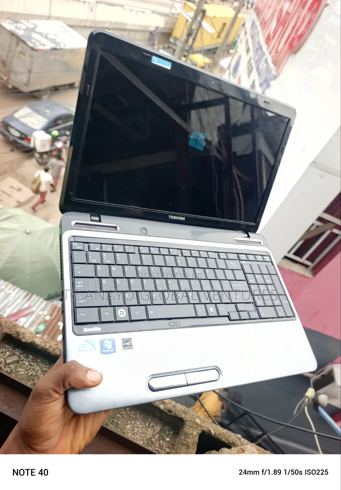 Laptop Toshiba Satellite L755 4GB Intel Pentium HDD 250GB