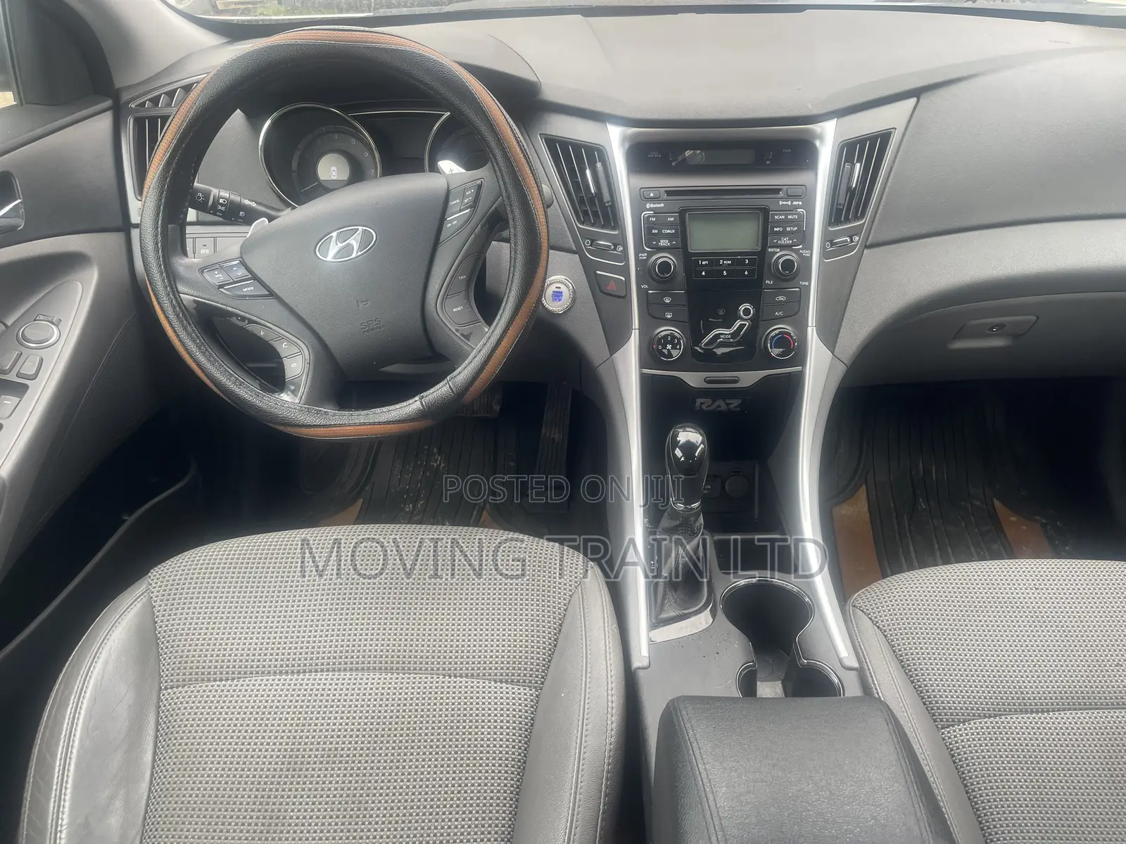 Hyundai Sonata Limited 2.0T Sedan (2.0L 4cyl 6A) 2011 Gray