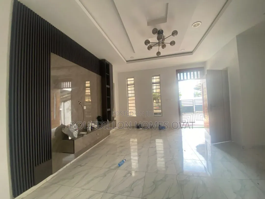 4bdrm Duplex in Orchid Lekki Lagos for rent