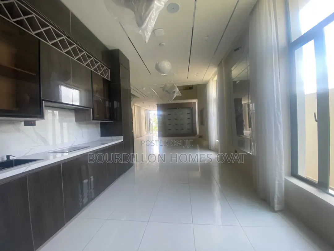 5bdrm Duplex in Orchid Lekki Lagos for sale