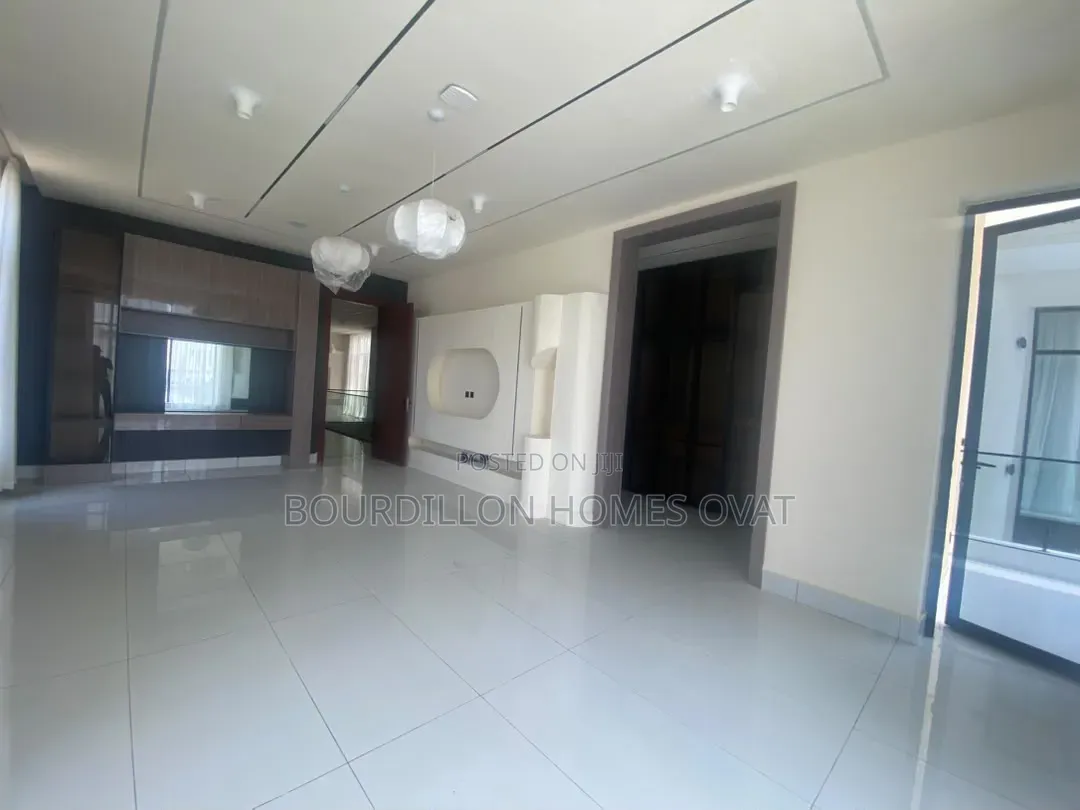 5bdrm Duplex in Orchid Lekki Lagos for sale