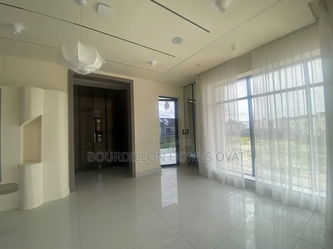 5bdrm Duplex in Orchid Lekki Lagos for sale