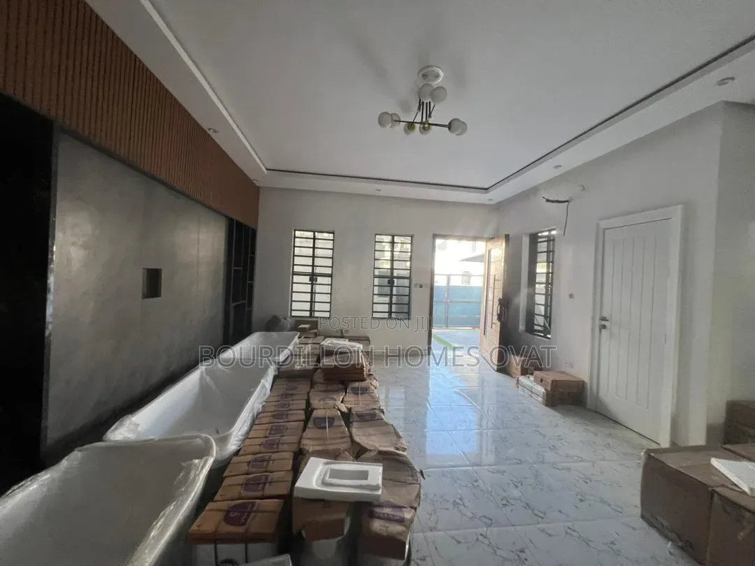 4bdrm Duplex in Orchid Lekki Lagos for sale