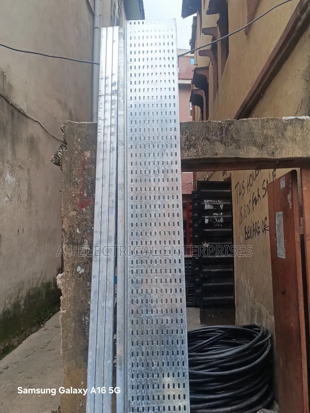 200 X50mm Galvanised Cable Tray