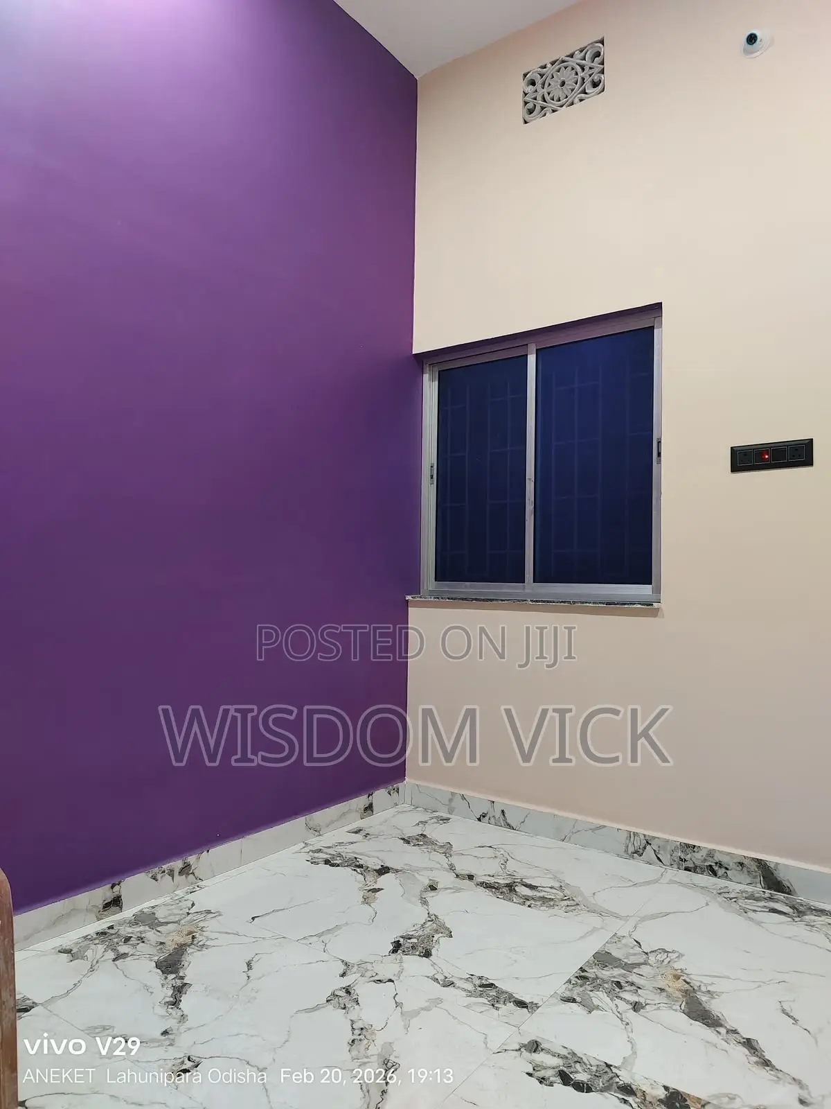 House Painter and Screeding Also Wallpaper Installation