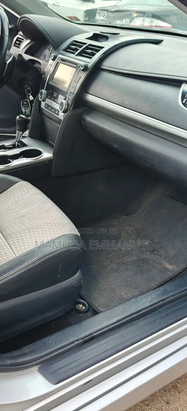 Toyota Camry 2013 Silver