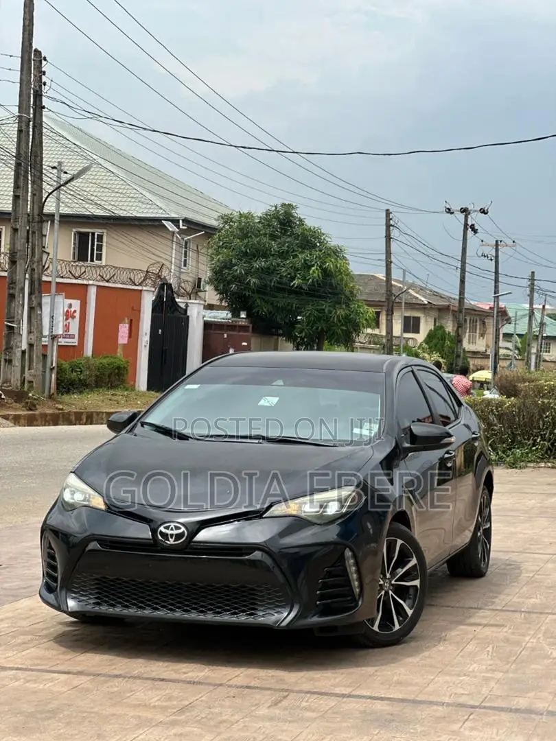Toyota Corolla SE 4dr Sedan (1.8L 4cyl CVT) 2017 Black