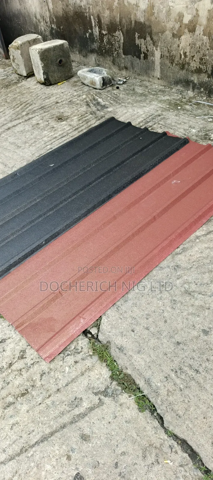 Red or Black Long Span Gerard Roofing Sheet Available for Sale