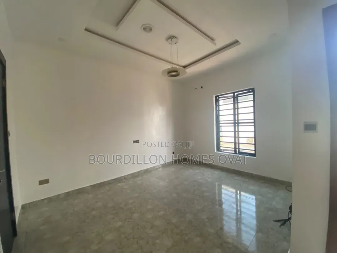 4bdrm Duplex in Orchid Lekki Lagos for rent
