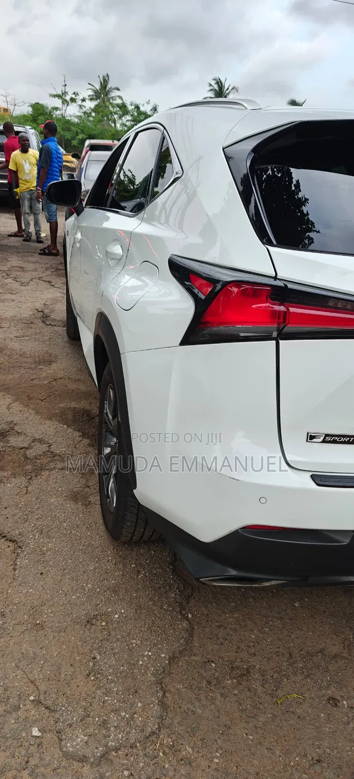 Toyota Lexcen 2021 White