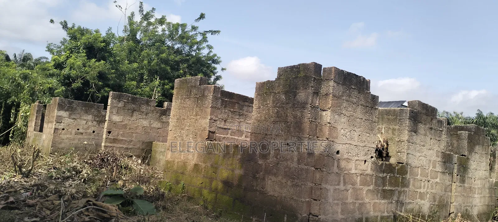 2bdrm Bungalow in At Gbotaru Area, Osogbo for sale