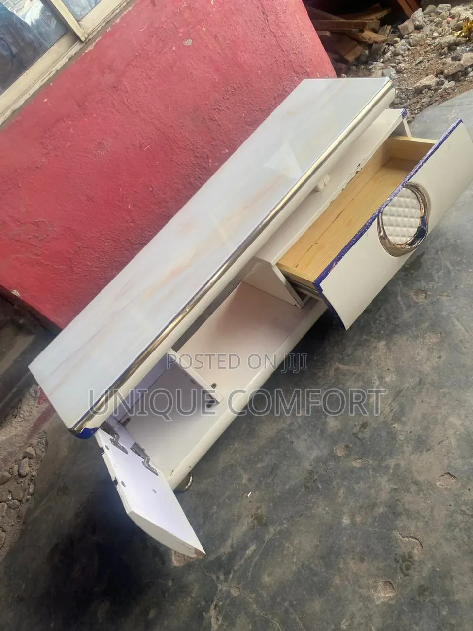 Foreign Tv Stand With Drawers