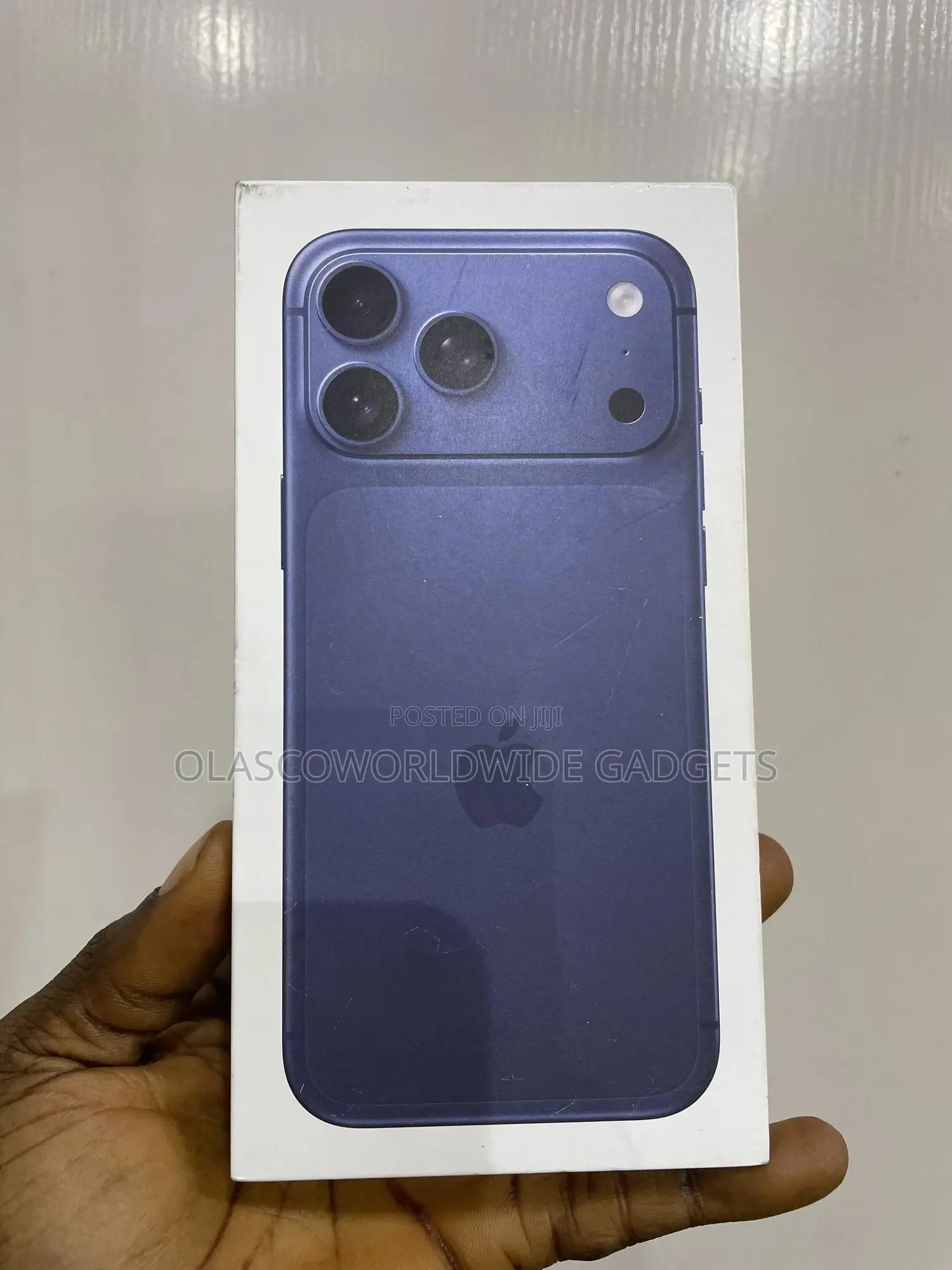 New Apple iPhone 17 Pro Max 256 GB Blue
