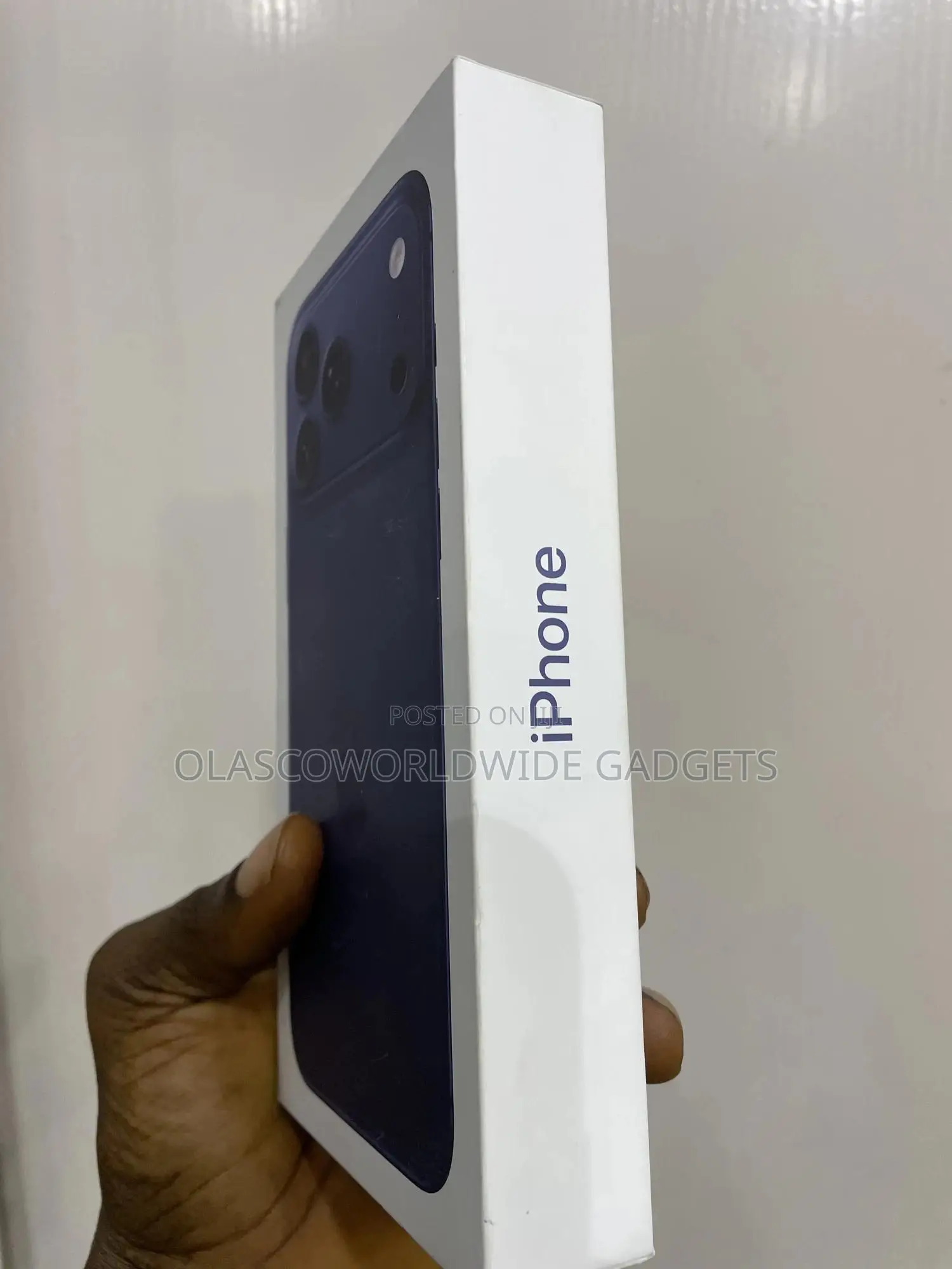 New Apple iPhone 17 Pro Max 256 GB Blue