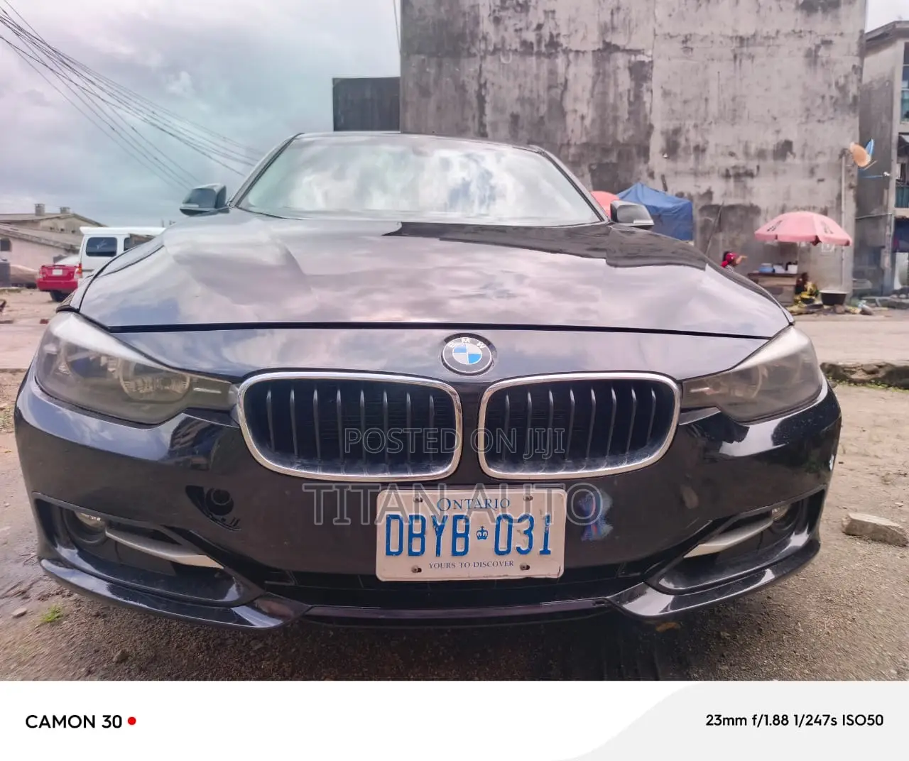 BMW 320i Sedan RWD 2016 Black