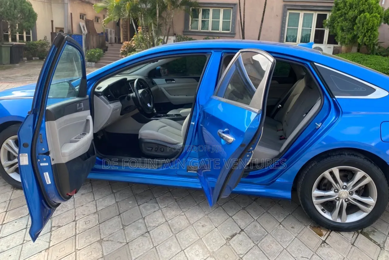 Hyundai Sonata 2019 Blue