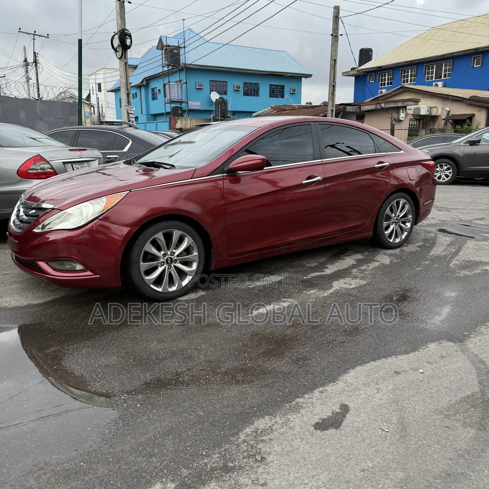 Hyundai Sonata SE Sedan FWD (2.4L 4cyl 6A) 2012 Red