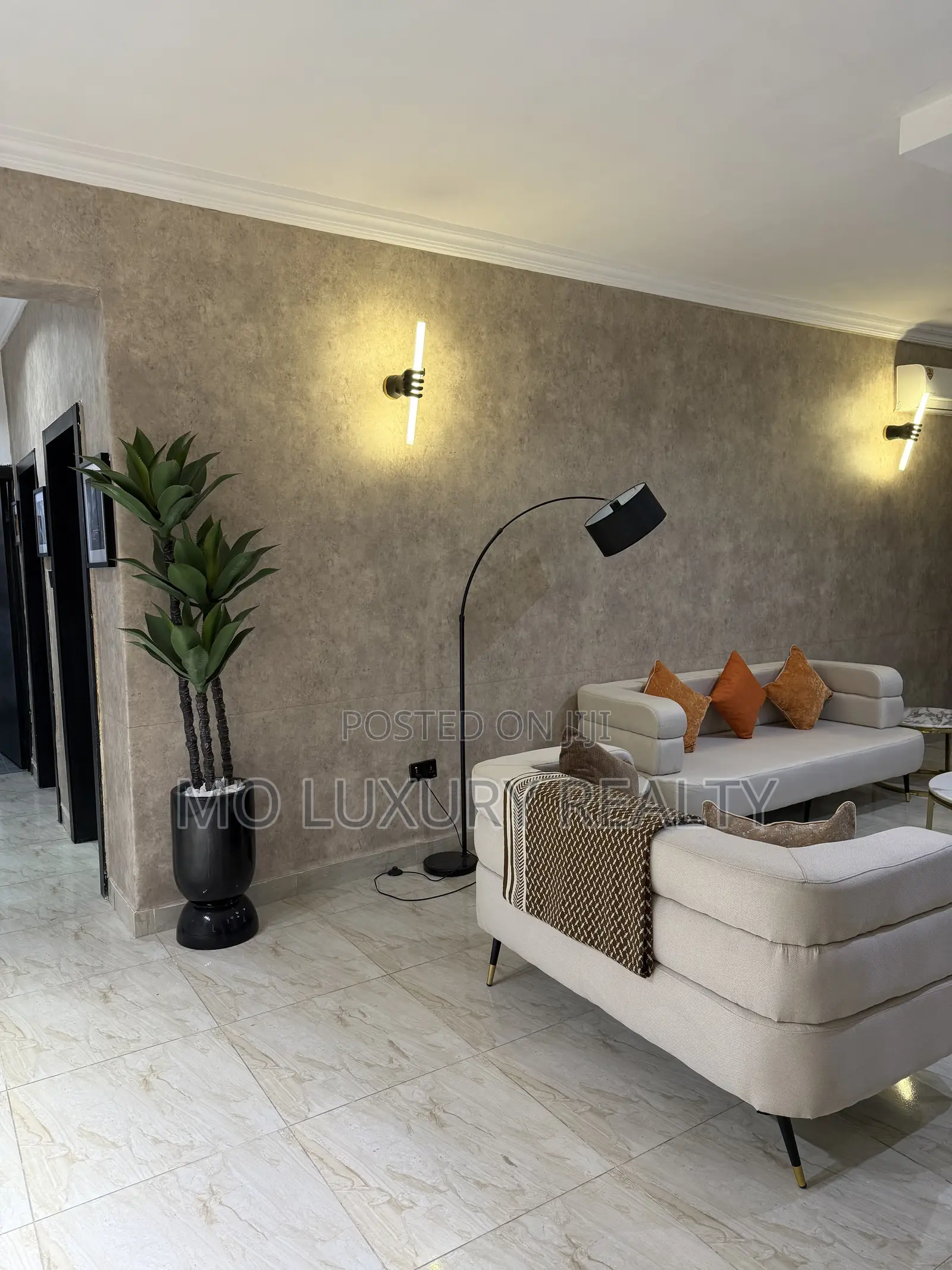 Furnished 2bdrm Apartment in Banana Island for sale