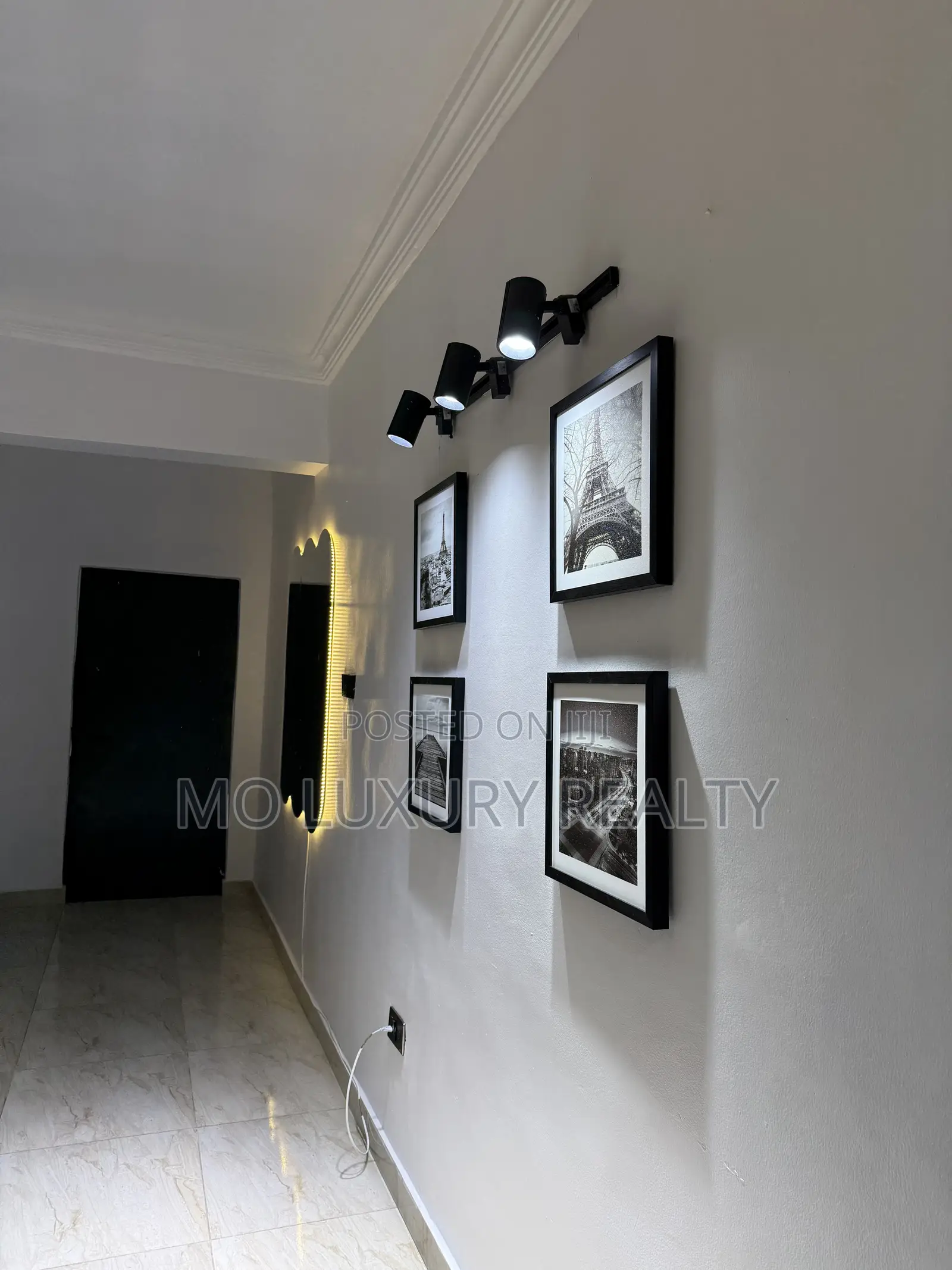 Furnished 2bdrm Apartment in Banana Island for sale