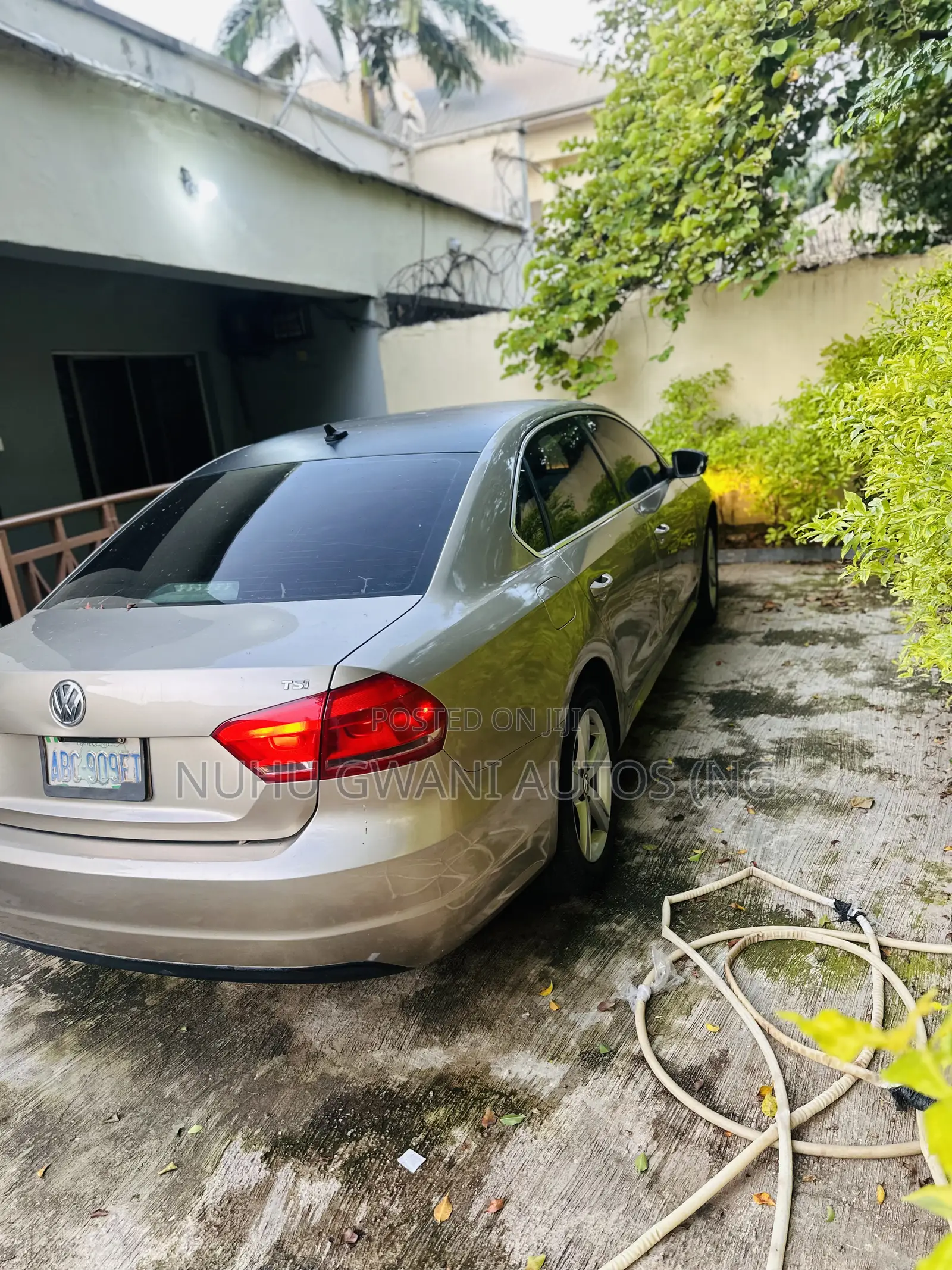 Volkswagen Passat 2015 Gold