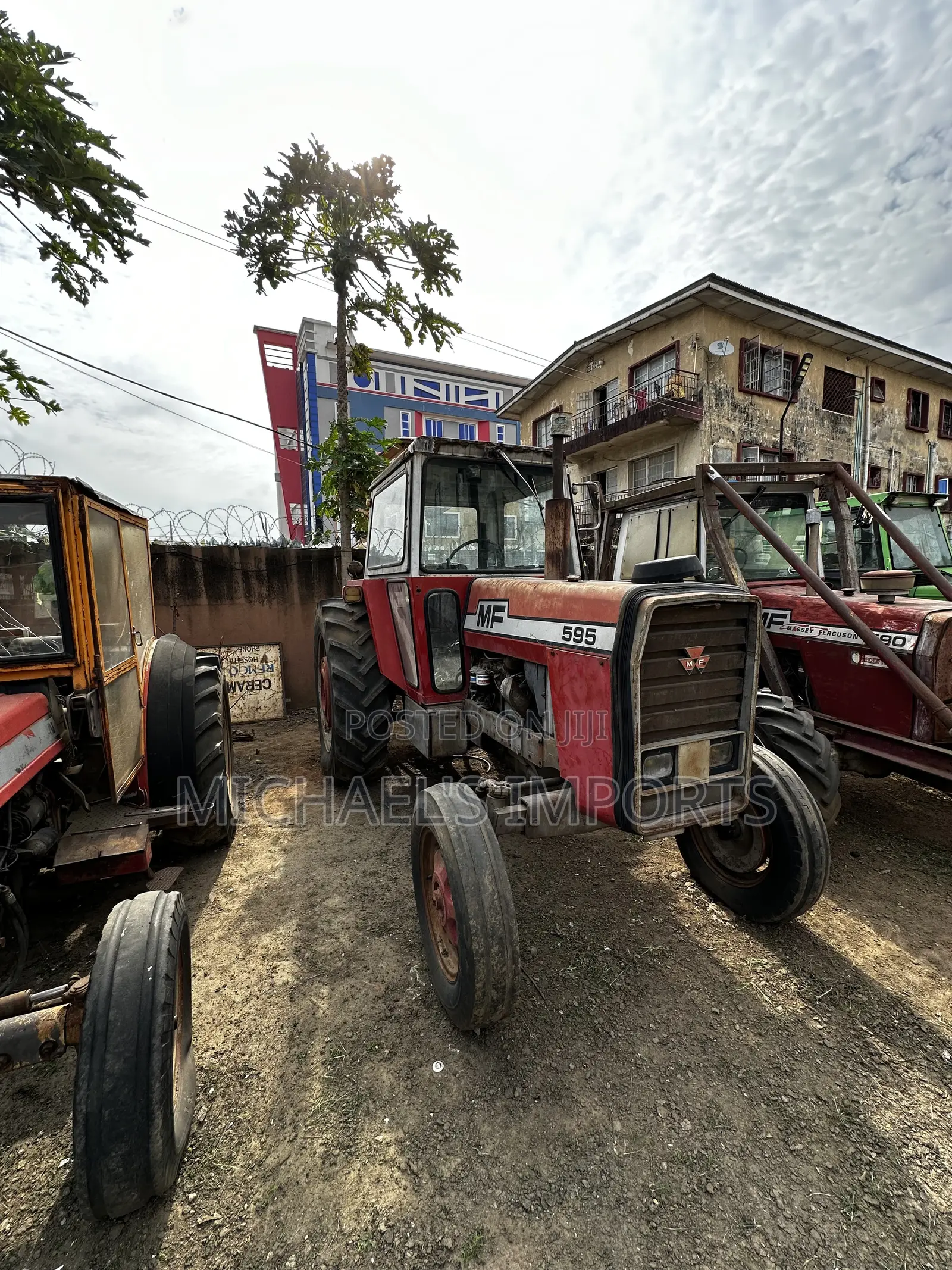 Massey Ferguson 595 Tractor (Mf 595)