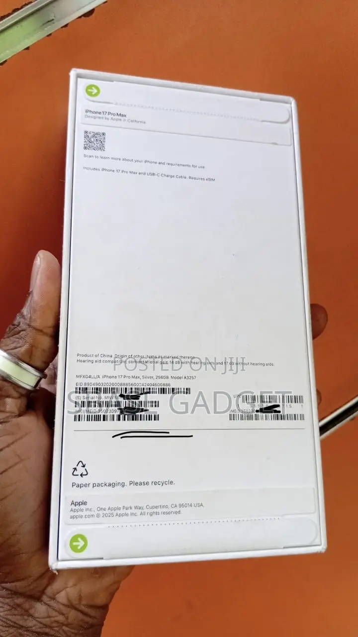 New Apple iPhone 17 Pro Max 256 GB Silver