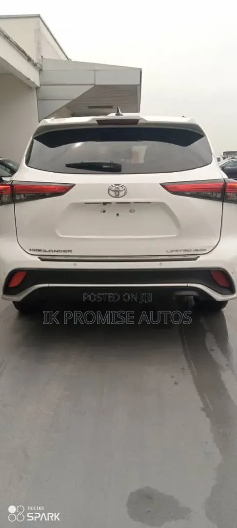 Toyota Highlander 2021 White