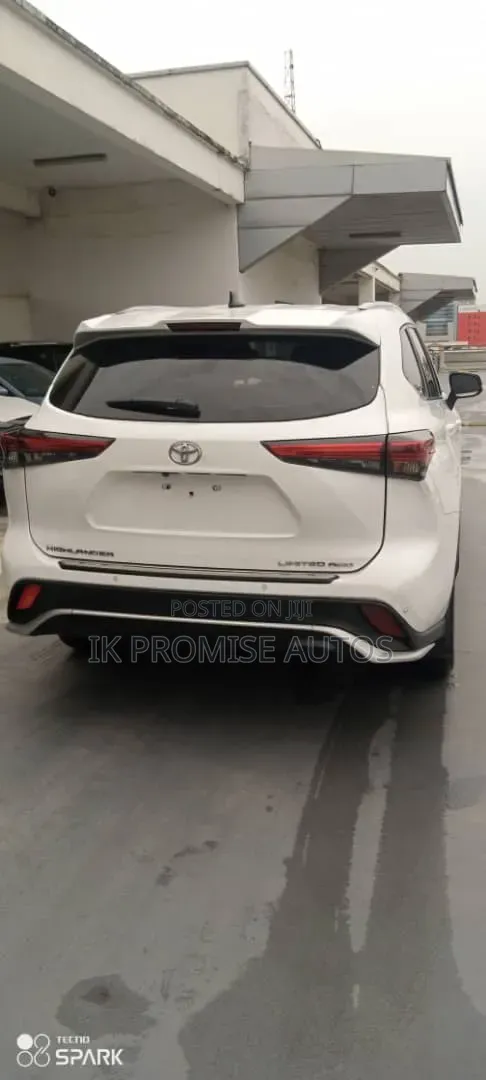 Toyota Highlander 2021 White