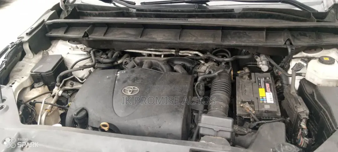 Toyota Highlander 2021 White